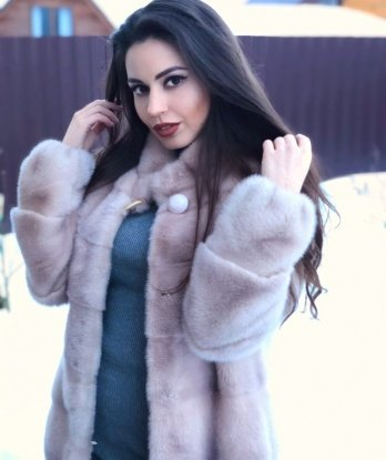 😍
Я знаю, как подарить тебе незабываемые моменты и удовлетворить все твои желания. Мои услуги включают классический секс, эротический массаж и многое другое, которые превратят наше время в настоящую феерию наслаждения. 😈🔥
Я умею слушать, общаться и создавать атмосферу истинной интимной близости, в которой ты почувствуешь себя особенным. В моем прекрасном городе Москве мы можем провести время в роскоши отеля или страстно забыть обо всем в моем уютном апартаменте. 🏩
Мои гости говорят, что я непревзойденна в своем искусстве доставлять удовольствие. Узнай сам, почему меня так высоко ценят, и пойми, что я готова подарить тебе то, чего ты ищешь. 😉❤️
Доверься моим мягким рукам и нежным прикосновениям. Позволь мне сделать твои самые смелые мечты реальностью. Не теряй время, приходи ко мне и окунись в океан страсти и наслаждения. 🌊💫
📸 На фото реальная я, без фотошопа! Отзывы о моей работе ты найдешь на моей странице в✨Instagram✨. Жду твоего звонка, чтобы подарить тебе незабываемые мгновения. До скорых встреч в Москве! 🌆💕 10859, 23 года